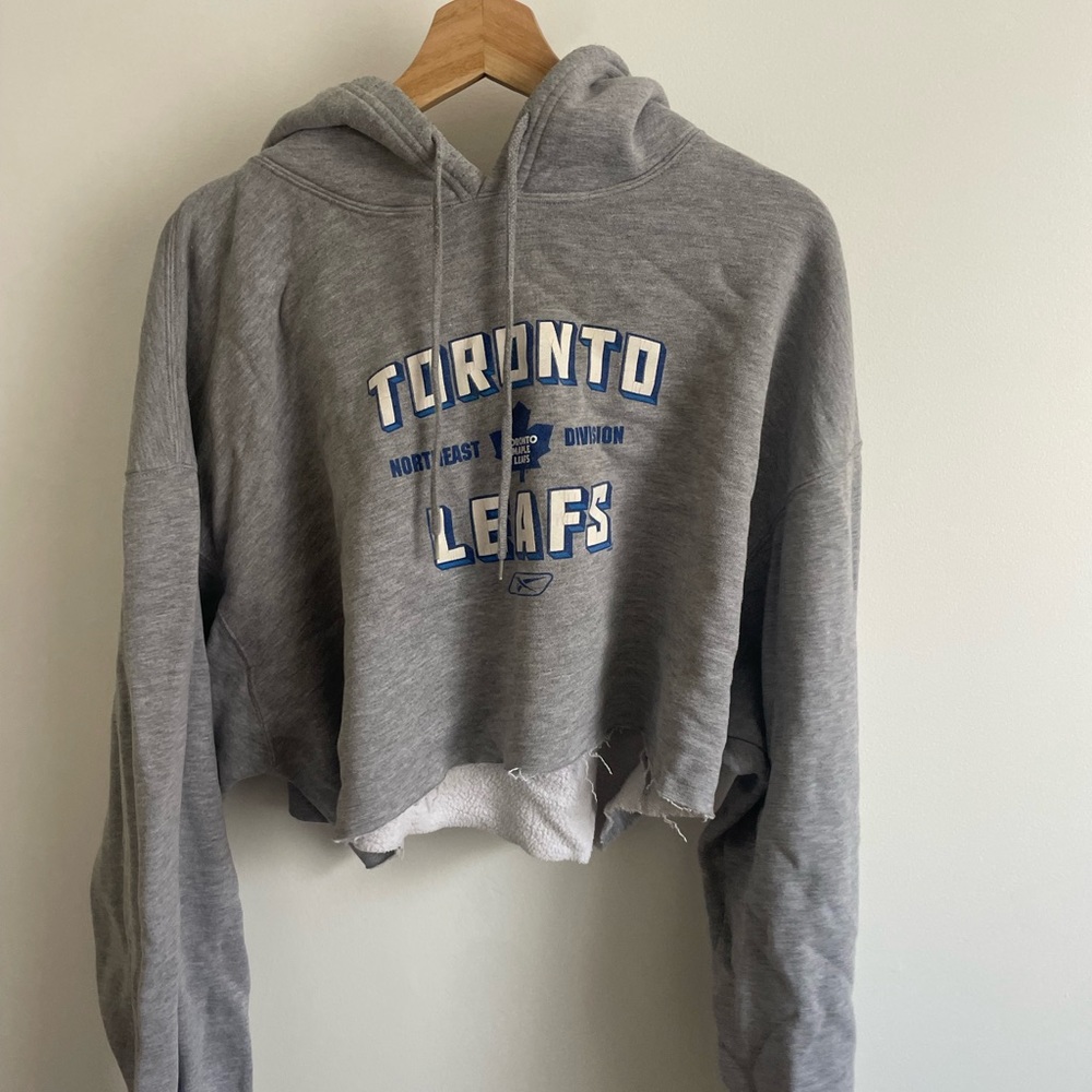 Cropped leaf’s hoodie